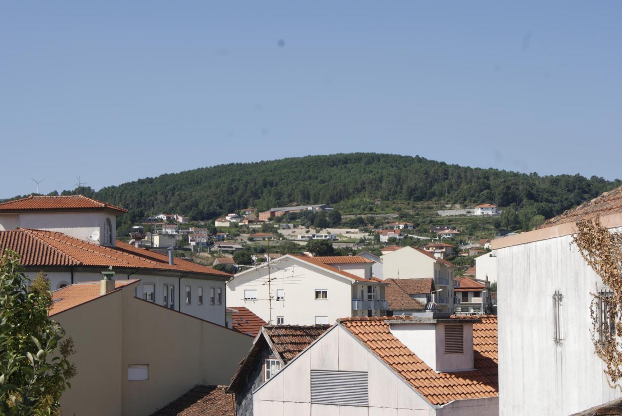 Lg Stay Castro Daire Esterno foto